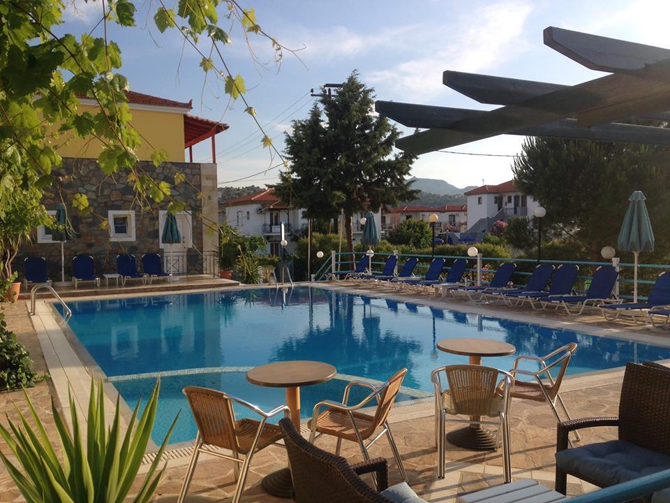 Anaxos Hotel Bagian luar foto
